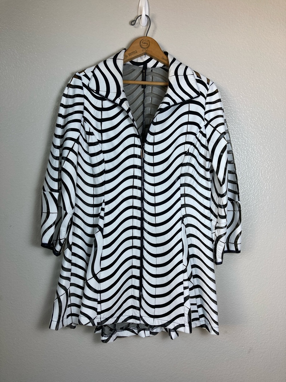 IC by Connie K wavy stripe mesh 3/4 lantern sleeve jacket artsy sz M